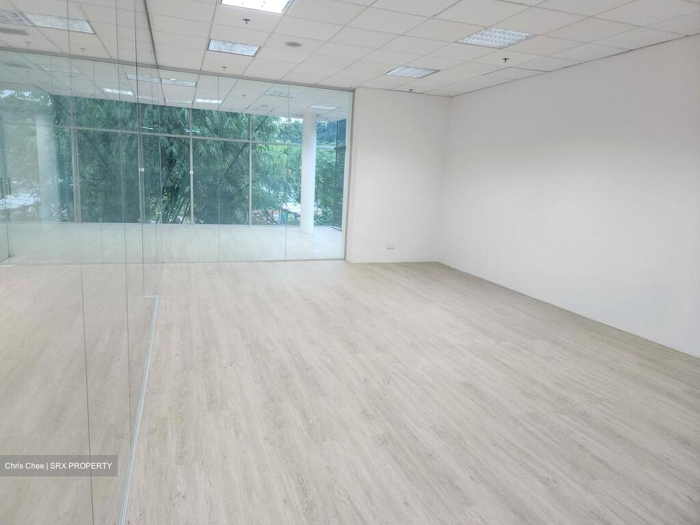 Concorde Hotel And Shopping Mall (D9), Office #498312001